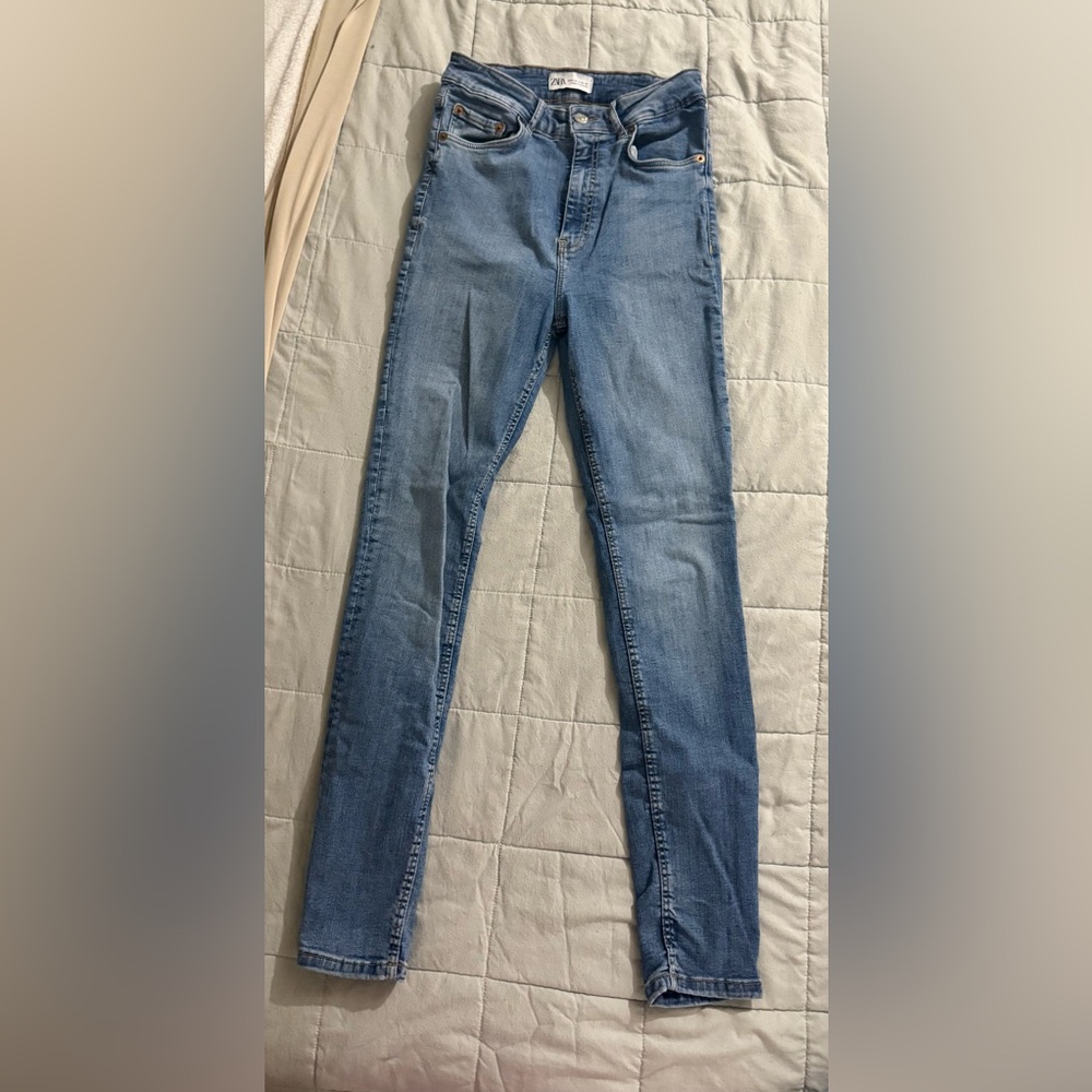 Zara Light Blue Skinny Jeans for Women